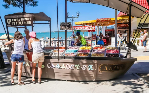 Rusia Territorio Krasnodar Agosto 2017 Comercio Dulces Paseo Marítimo Costa — Foto de Stock