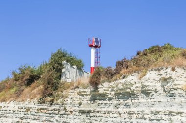 Karadeniz'de deniz feneri. Divnomorskoe kasaba. Krasnodar bölgesi, Rusya Federasyonu