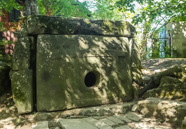 Dolmen Kaukasus Bergen Närheten Byn Divnomorskoe Krasnodar Territorium — Stockfoto