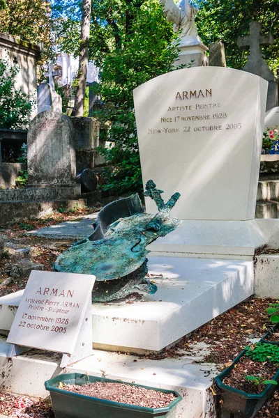 Гробница Армана Фернандеса Арман Кладбище Пер Лашез Париже Арман 1928 — стоковое фото