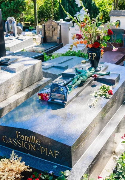 Edith Piaf Grób Cmentarzu Pere Lachaise Paryż Francja — Zdjęcie stockowe
