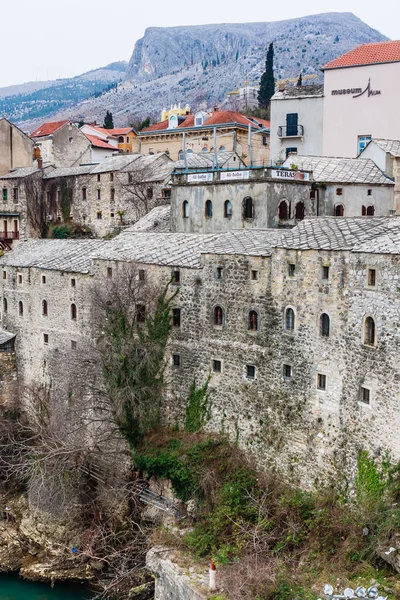 Mostar casa tradicional na cidade velha, Bósnia e Herzegovina — Fotografia de Stock