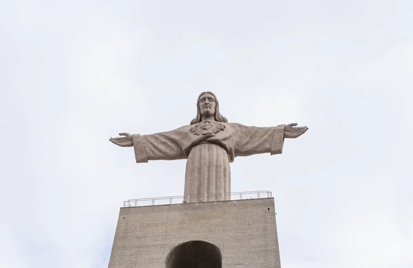 Sanctuaire national du Christ Roi à Lisbonne Portugal, lieu touristique de la ville — Photo