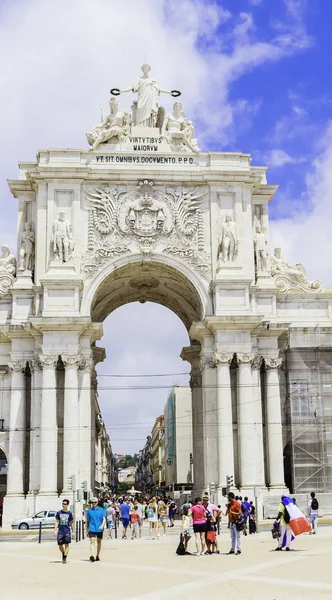 El Arco de la Rua Augusta, un triunfal arco-como, edificio histórico —  Fotos de Stock