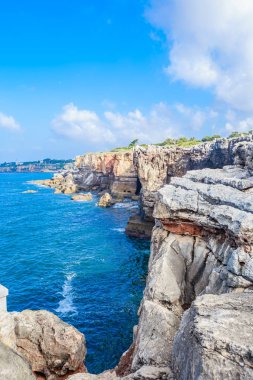 Hell 's Mouth (Boca do Inferno), deniz kıyısındaki uçurumlar 
