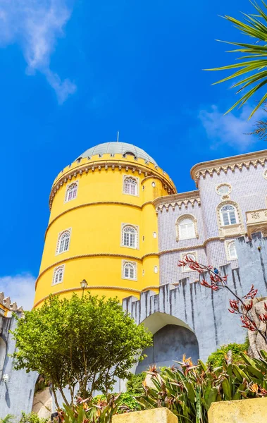 Nézd a Pena palota Sintra Nemzeti Park, Portugália — Stock Fotó