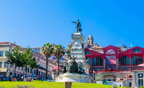 Statua Infante D. Henrique (Principe Enrico il Navigatore) a Porto — Foto Stock