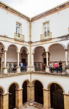 Coimbra Üniversitesi 'nde öğrenci grubu, Coimbra, Portekiz