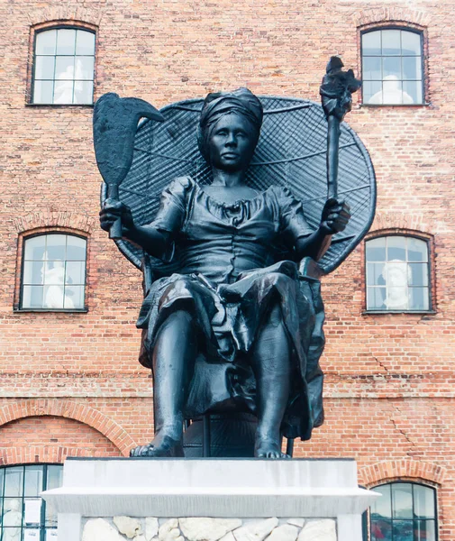 Soy la estatua de la Reina María, un híbrido de cuerpos, naciones y narrativ — Foto de Stock