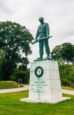 Müttefik Kuvvetlerde ölen Danimarkalı askerlerin anısına.