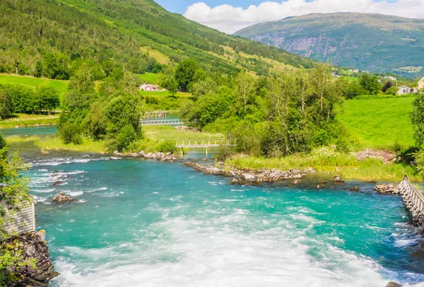 Fluss Oldeelva. Altmodisch. Norwegen — Stockfoto