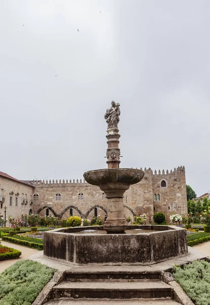 Jardín Santa Bárbara Las Murallas Del Antiguo Palacio Arzobispal Braga — Foto de Stock