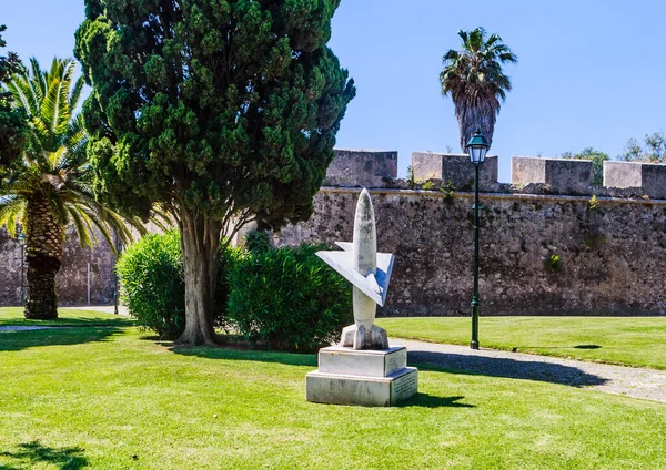 Rzeźba Przed Murem Nossa Senhora Luz Twierdza Cytadela Cascais Portugalia — Zdjęcie stockowe