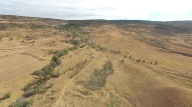 Stavropol bölge. Rusya. Beyaz tepeler, sonbahar yatay.