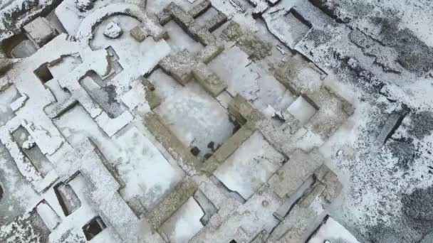 오래 된 정통 사원의 발굴 — 비디오