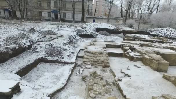 Utgrävning av ett gammalt ortodoxa tempel — Stockvideo