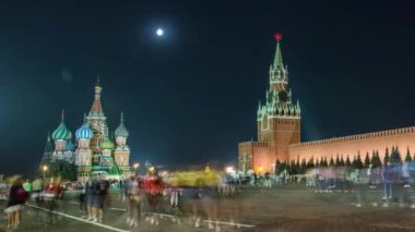 Moskova Kızıl Meydan, Lenin Mozolesi ve Rus hükümeti binanın gece görünümü