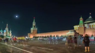 Moskova Kızıl Meydan, Lenin Mozolesi ve Rus hükümeti binanın gece görünümü