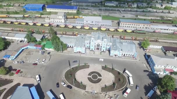 Κέντρο της πόλης. Σιδηροδρομικός Σταθμός, Σταυρούπολης. Ρωσία. — Αρχείο Βίντεο