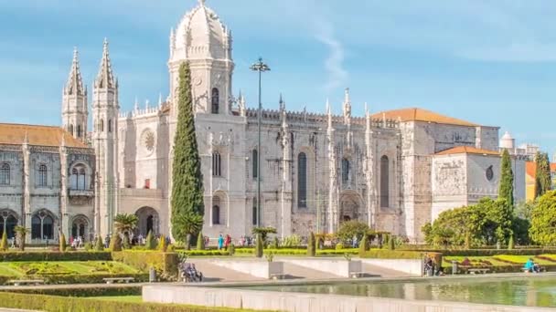 Mosteiro dos Jerónimos, gelegen in de wijk Belem van Lissabon, Portugal. — Stockvideo