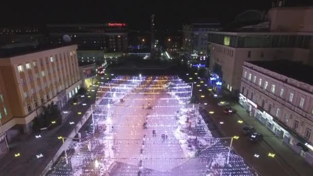 Ставропольський Центральний вуличний вечір взимку. — стокове відео