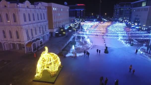 Noite de rua central de Stavropol no inverno . — Vídeo de Stock