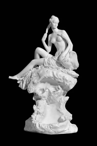 Clásica Estatua Mármol Blanco Una Mujer Desnuda Sobre Fondo Negro —  Fotos de Stock