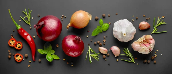 Sammansättning av grönsaker och kryddor — Stockfoto