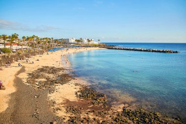 Lanzarote, İspanya - 03 Aralık 2018: Playa Blanca, Lanzarote Adası, Kanarya Adaları'nın güzel manzara panoramik manzaralı