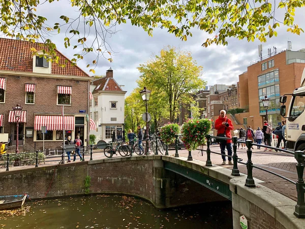 Ámsterdam Países Bajos Octubre 2018 Vista Otoño Del Antiguo Canal — Foto de Stock