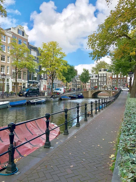 Ámsterdam Países Bajos Octubre 2018 Vista Otoño Del Antiguo Canal — Foto de Stock