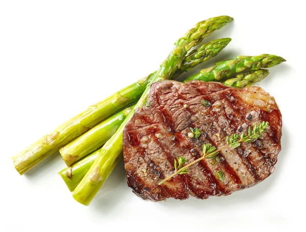 Grilovaný steak na bílém pozadí — Stock fotografie