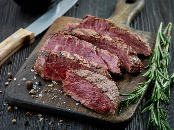 Grilled beef fillet steak meat — Stock Photo, Image