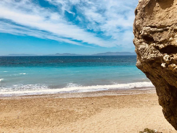 Hermosa vista de la costa del mar Egeo — Foto de Stock
