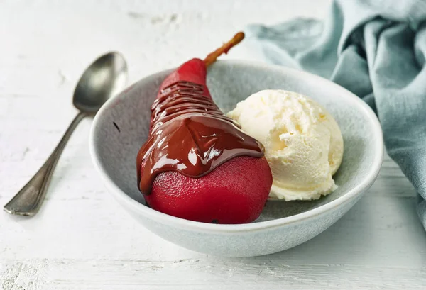 Pear poached in red wine — Stock Photo, Image