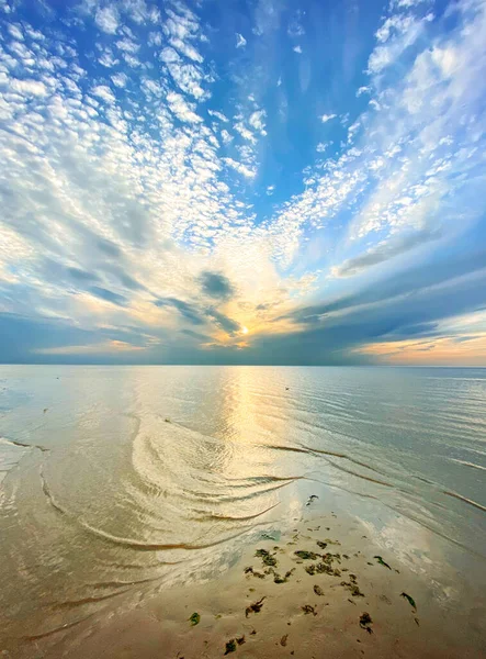 Piękny Zachód Słońca Nad Morzem Bałtyckim — Zdjęcie stockowe