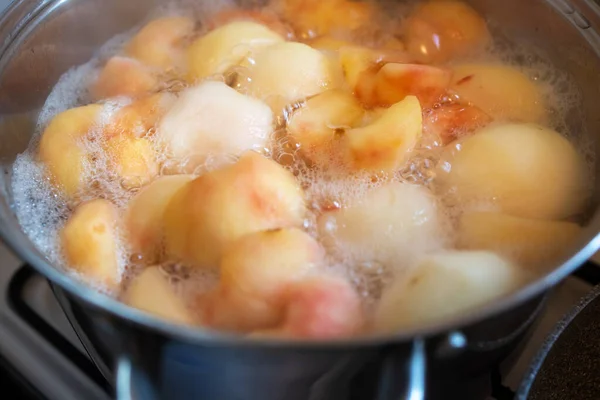 Close Pot Boiling Peeled Apples — Stock Photo, Image