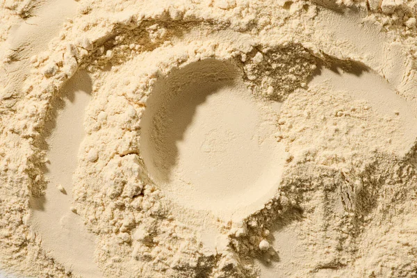 beyaz protein vanilya aromalı vegan tozu arkaplan, üst görünüm