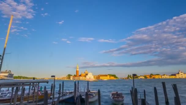 Venice Talya 2015 Yaklaşık Büyük Cruise Gemi Yelken Grand Canal — Stok video