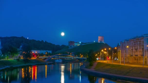 Night Vilnius Gediminas Tower River Neris Rising Moon Time Lapse — Stock Video