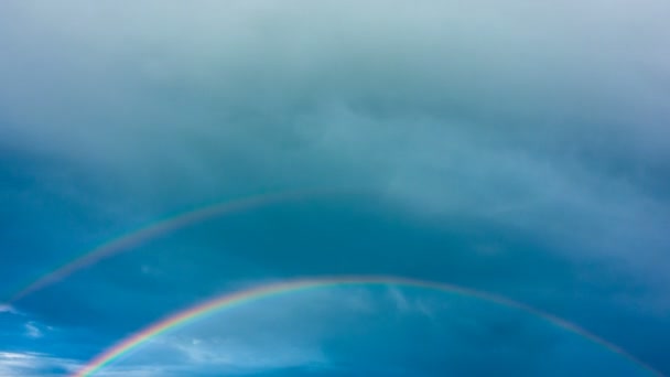 Regenboog Lucht Regen Time Lapse — Stockvideo