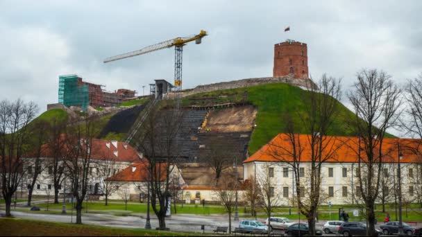 Vilnius Lituania Circa Noviembre 2017 Restauración Montaña Gediminas Después Deslizamiento — Vídeo de stock