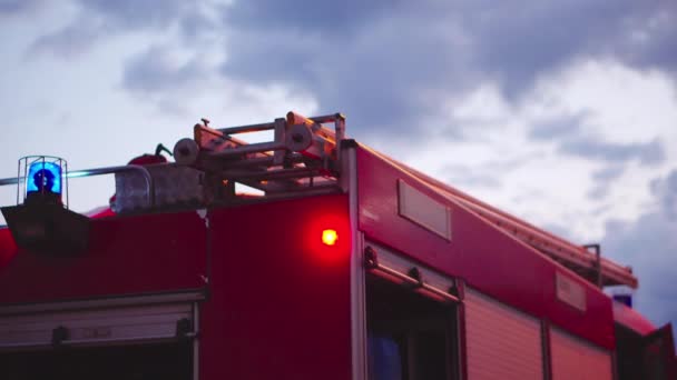 Camion Pompiers Avec Feux Clignotants Allumés — Video