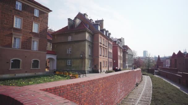 ポーランド ワルシャワ 2019年4月頃 ワルシャワの旧市街を歩く観光客 — ストック動画