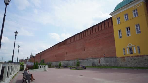 俄罗斯 斯摩棱斯克 大约2019年5月 防御墙和德涅珀河 — 图库视频影像
