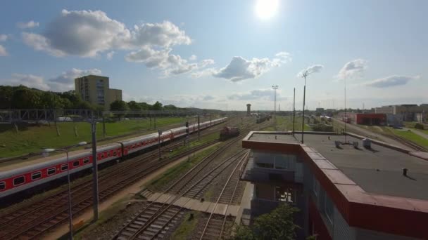 Wilno Litwa Circa August 2019 Dworzec Kolejowy Przejeżdżających Pociągów Widok — Wideo stockowe