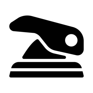 Delik zımba makinesi beyaz arka plan üzerinde izole