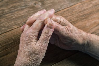 eski eller bir vintage rustik tablo