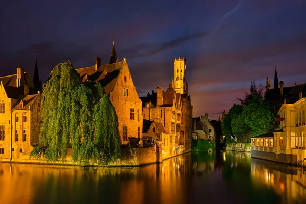 Berühmte Aussicht auf Brügge, Belgien — Stockfoto