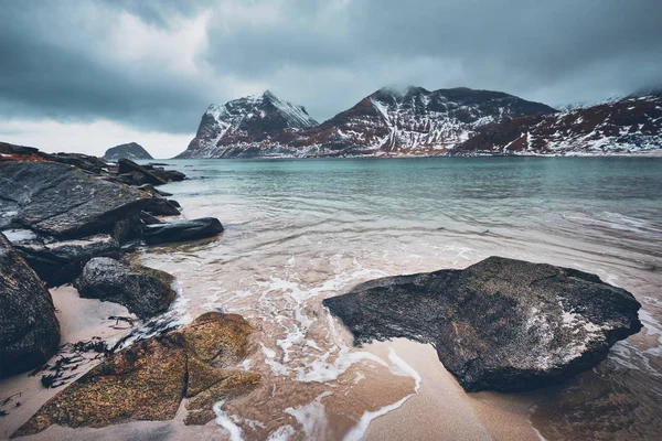 노르웨이의 피오르드의 로키해 안 — 스톡 사진